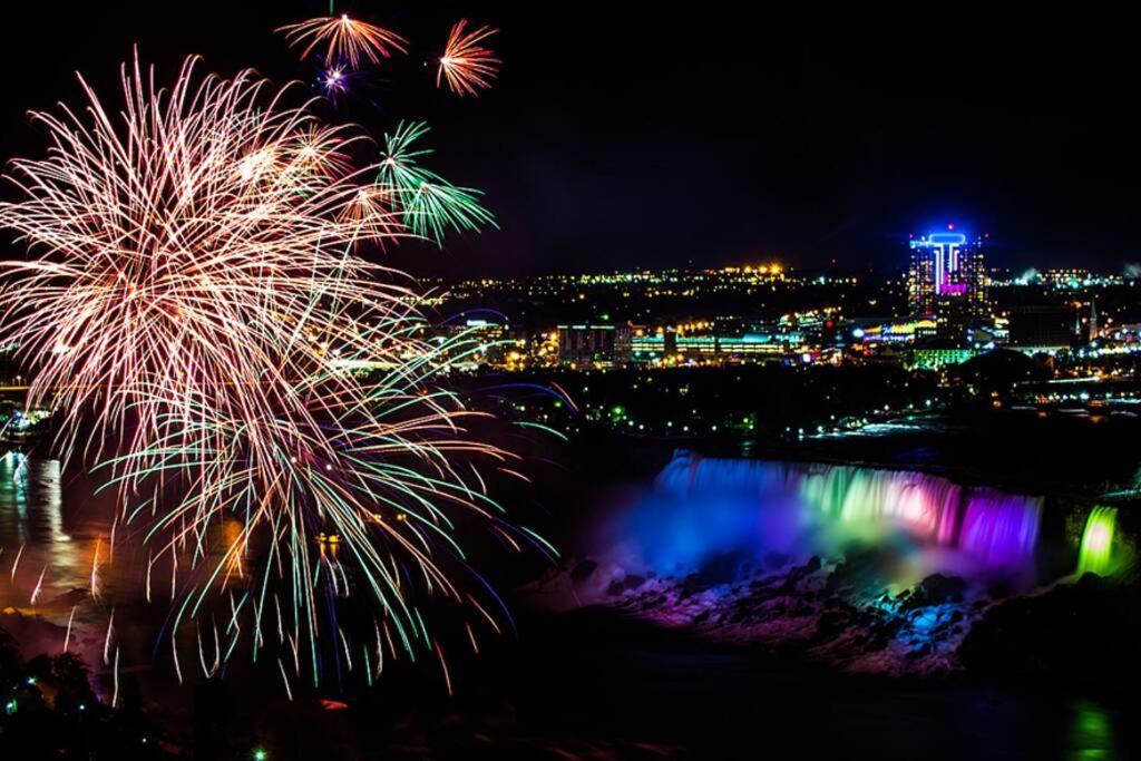 Exquisite, Bright & Modern Condo. Niagara Falls Ngoại thất bức ảnh